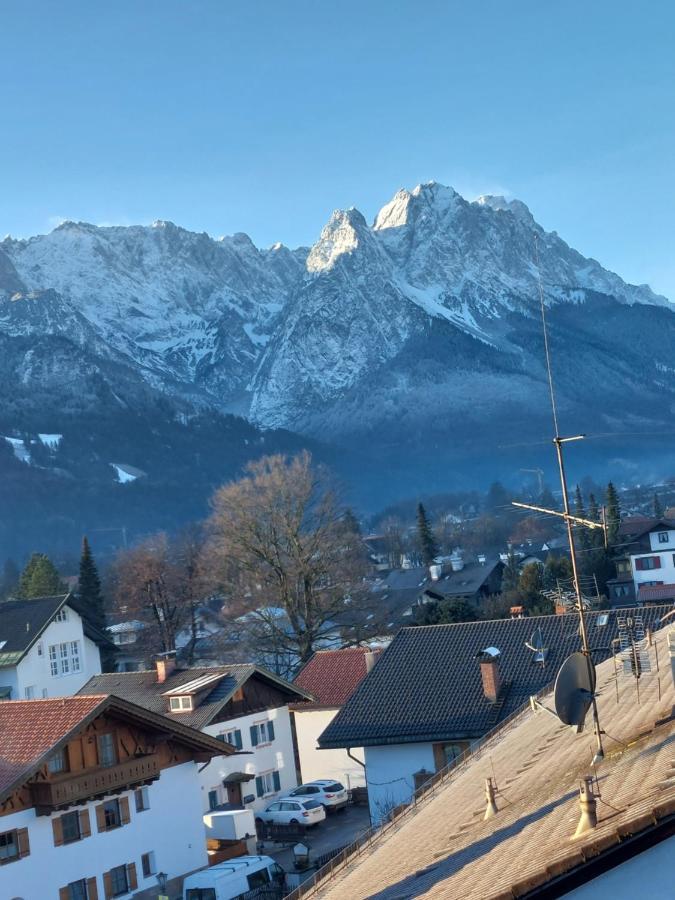 Braeustueberl - Zugspitze Διαμέρισμα Γκάρμις-Παρτενκίρχεν Εξωτερικό φωτογραφία
